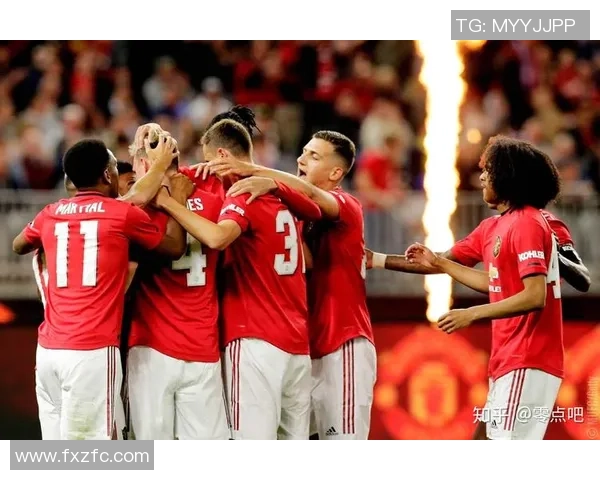 英超历史交锋回顾南安普顿对曼联的往绩与比分分析